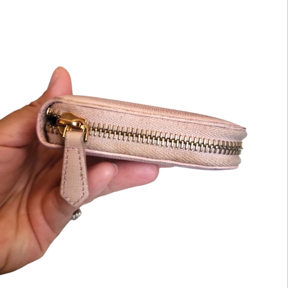 Fendi Wallet - Picture 9 of 17